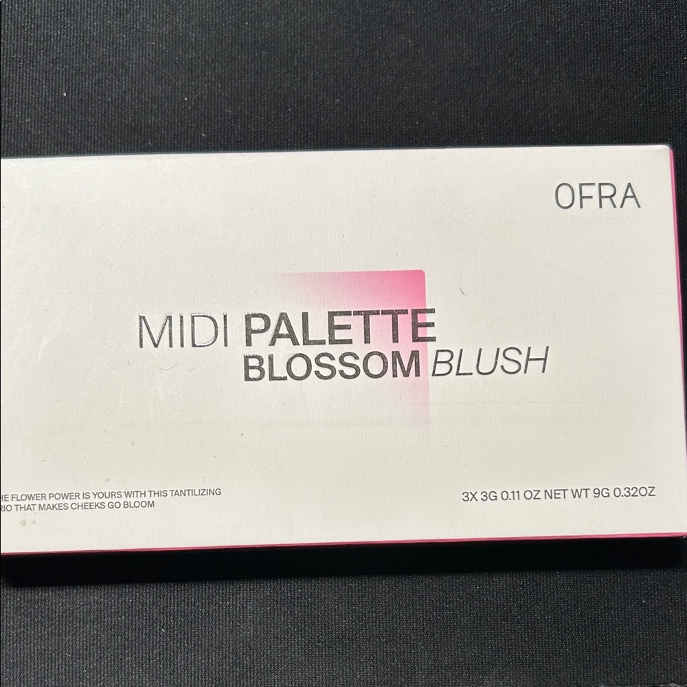 OFRA Midi Palette Blossom Blush - Soft Pink